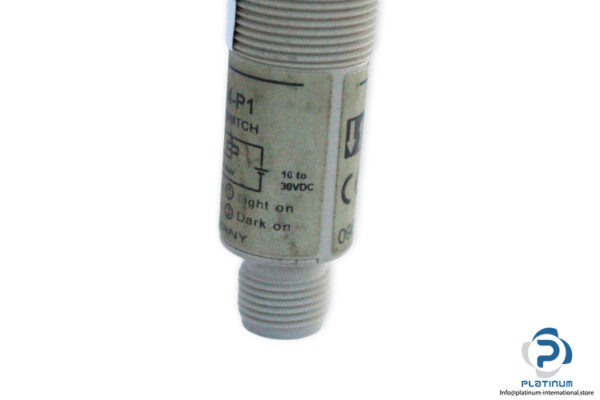 omron-E3F2-DS30C4-P1-diffuse-reflective-sensor-(Used)-5