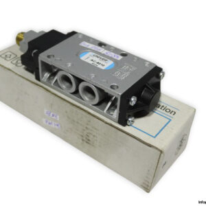 Univer-AC-8010-mixed-threaded-valve-(new-carton)