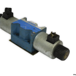 Vickers-DG4V-5-6C-M-U-EH6-20-solenoid-operated-directional-valve-(used)