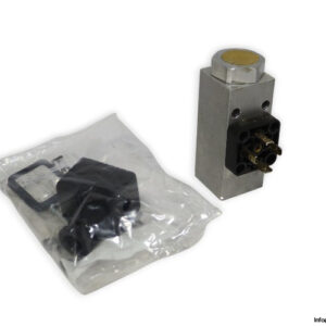 Rexroth-0-821-100-011-pressure-switch(new)