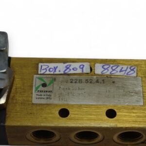 Pneumax-228.52.4.1-roller-lever-valve(used)-2