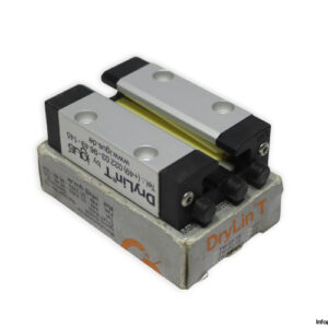 igus-TW-01-15-linear-guide-carriage-(new)-1