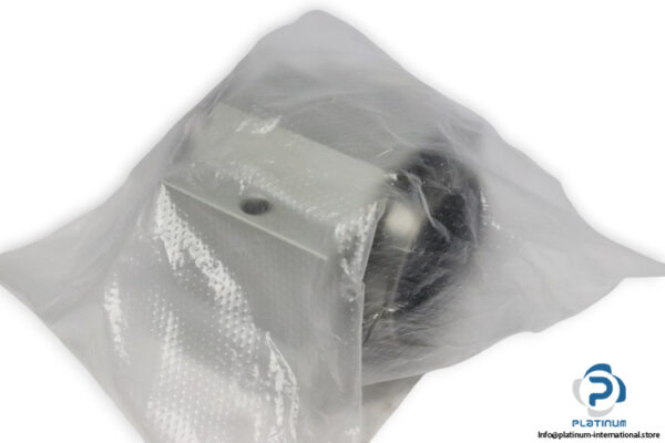 pte-SCE30VUU-linear-bearing-unit-(new)-carton-1
