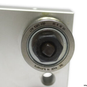 ina-LFL-52-(100-120)-track-roller-guidance-(new)-carton-2