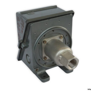 united-electric-controls-H402-S164B-differential-pressure-switch-(Used)-1