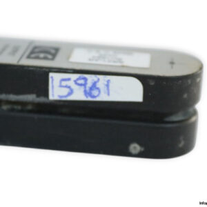 datasensor-SR21-AR-inductive-slot-fork-sensor-(Used)-3