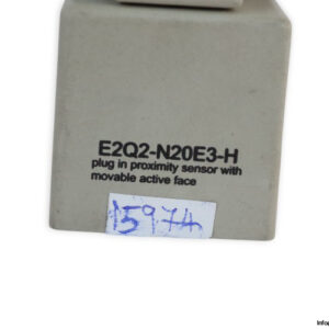 omron-E2Q2-N20E3-H-inductive-proximity-sensor-(New)-5