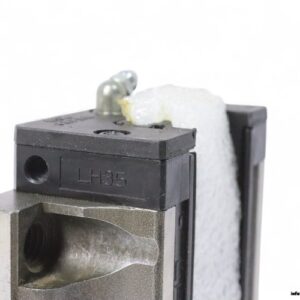 nsk-LAH35-EL-linear-bearing-block-(used)-4