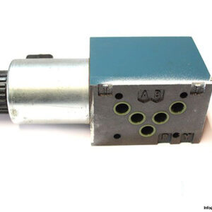 bosch-0-810-001-825-directional-control-valve-3