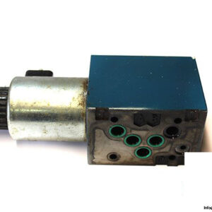 bosch-0-810-001-933-directional-control-valve-3