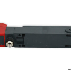 pizzato-NG-2D7E411A-F31K110-safety-lock-switch-(New)-2