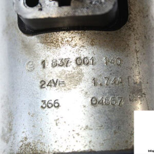 bosch-0-810-001-825-directional-control-valve-2