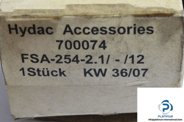 hydac-fsa-254-2-1_-_12-fluid-level-gauge-2