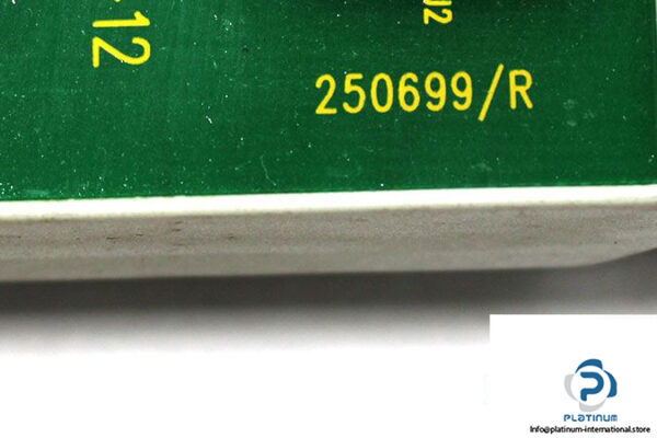 silmak-binary-code-1-12-circuit-board-2-2