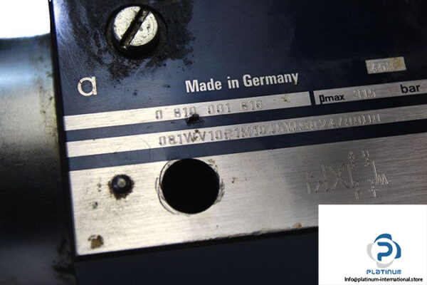 bosch-0-810-001-816-directional-control-valve-1