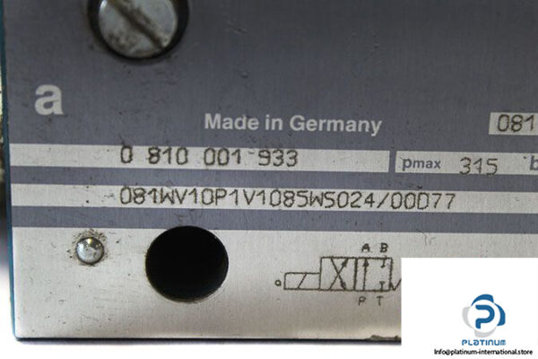 bosch-0-810-001-933-directional-control-valve-1