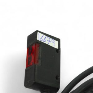 omron-E3S-AT61-L-photoelectric-sensor-(used)-1