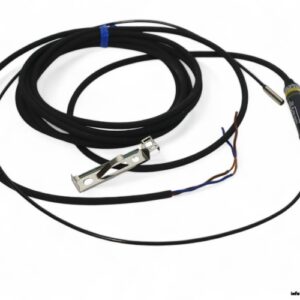 omron-E2EC-CR8D1-inductive-proximity-sensor-(new)