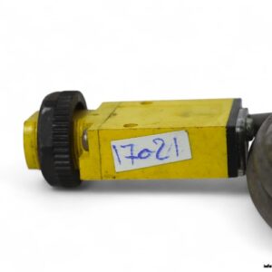 turck-NO30-MI-UNP6X-photoelectric-diffuse-sensor(used)-3