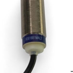 telemecanique-XS618B1MAL2-inductive-sensor(new)-1