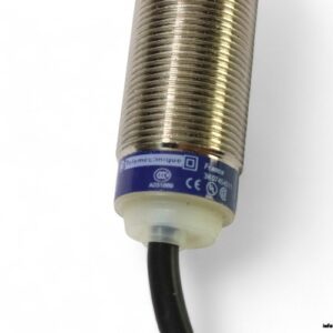 telemecanique-XS618B1MAL2-inductive-sensor(new)-3