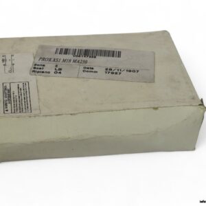 telemecanique-XS618B1MAL2-inductive-sensor(new)-4