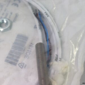 balluff-BES-516-324-SA26-02-inductive-sensor-new-1