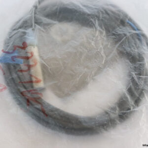 omron-E2A-M12KS02-WP-C1-cylindrical-proximity-sensor(new)-2