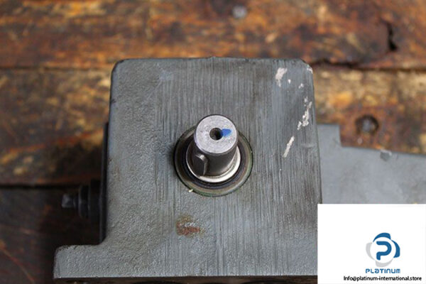 rexroth-1pv6-v3-43_25-ra08mc40a1-variable-vane-pump-2