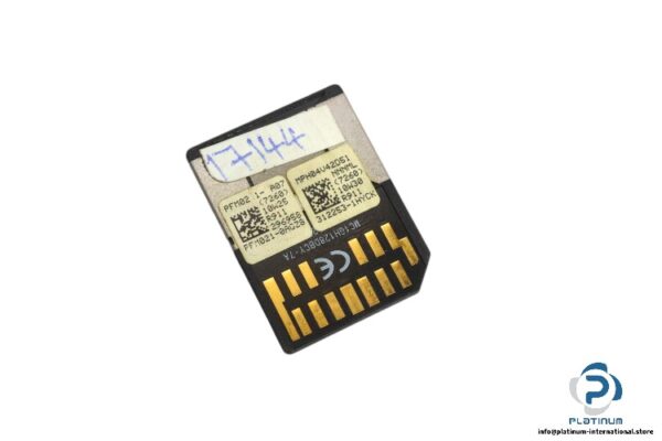 MC1GH128DBCY-7A-memory-card-used-1