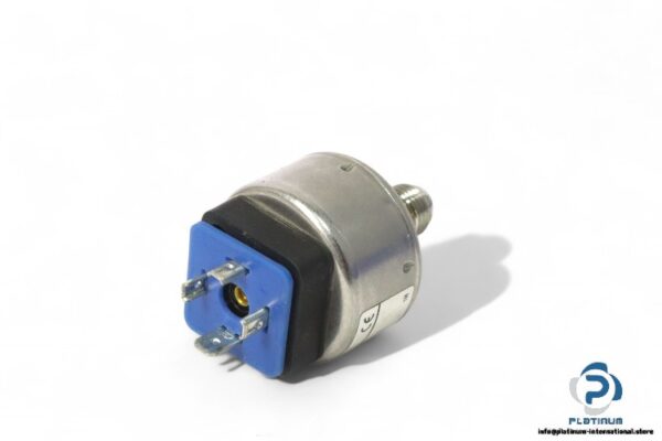wika-ECO-1-7336838-pressure-transmitter(used)-1