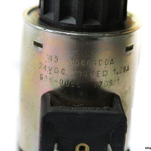 denison-4d01-p111-0201-b1g-directional-control-valve-2