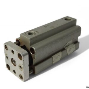 bosch-0-822-010-319-compact-cylinder(used)