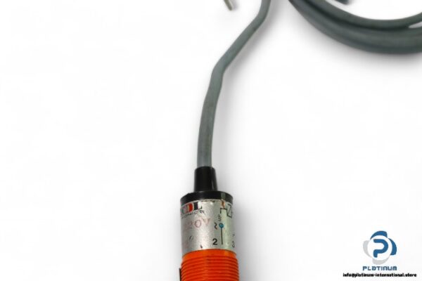 datalogic-RC-53-inductive-sensor-(used)-4