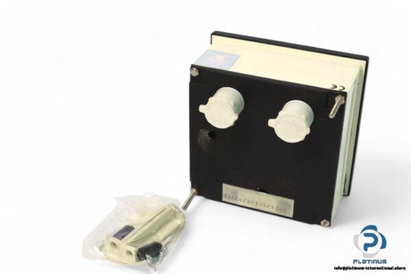 ae-MC-AMMETERS-SM-96-0-1-MILLIAMP-1.5-analog-voltmeter-(new)-2