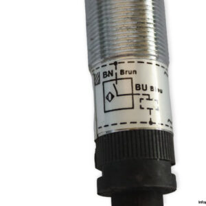 telemecanique-XSA-A05010-inductive-sensor-(new)-5