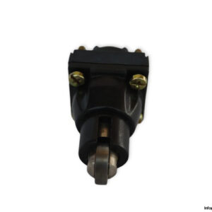 telemecanique-XCK-M-limit-switch-(new)-1