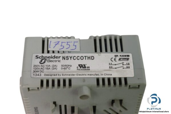 schnider-NSYCCOTHD-double-thermostat-(used)-1