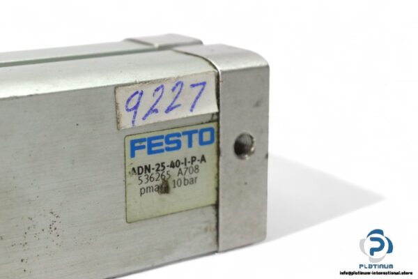 festo-536265-compact-cylinder-(used)-1