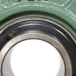 fk-UCF210-four-bolt-square-flange-unit-new-3