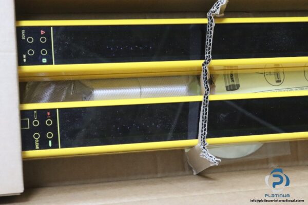 reer-JANUS-J-3B-safety-light-curtain-(New)-1