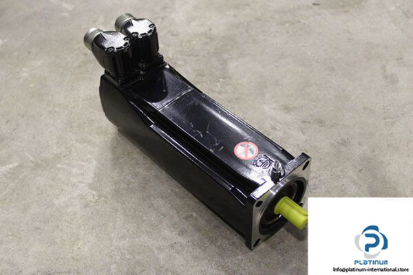 schneider-sh30702p12f2100-servo-motor-2