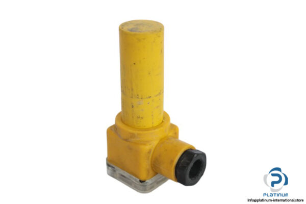 turck-BI5-K20SK-AP6X-inductive-sensor-(used)