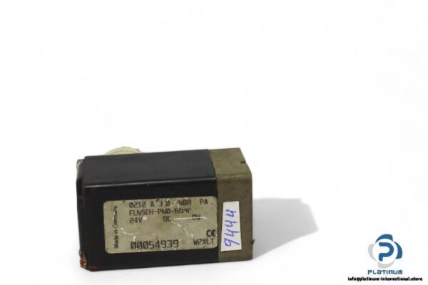 burkert-0212-A-3.0-NBR-PA-direct-acting-plunger-valve-(Used)-2