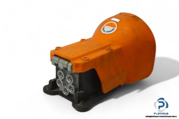 hoerbiger-pneumatic-F-531-RF-08-foot-pedal-valve-(Used)-1