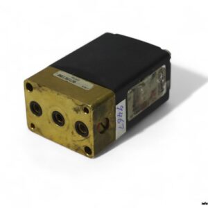 Burkert-5282-A-130-FKM-MS-G1-2-PN0.2-10BAR-single-solenoid-valve(used)-1