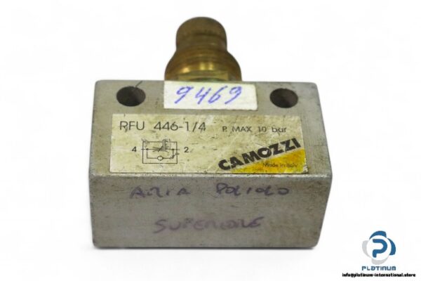 Camozzi-RFU-446-1-4-flow-control-valve(used)-2