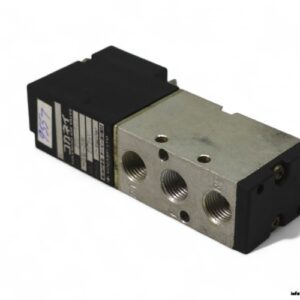 Koganei-200-4EI-39-SR-single-solenoid-valve(used)-1