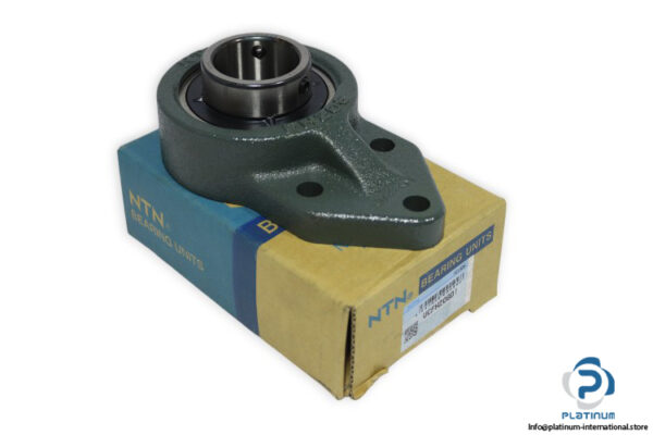 ntn-UCFH208D1-three-bolt-flanged-unit-new-carton