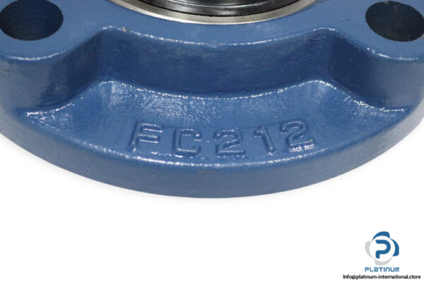 fs-UCFC-212-round-flange-ball-bearing-unit-new-carton-1